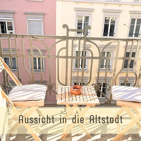 Apartment Mit Balkon In Der Altstadt Von *