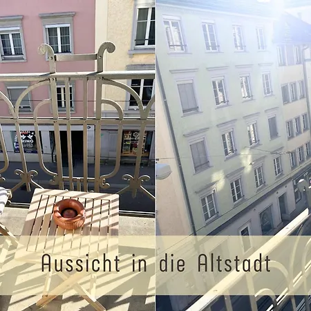 Mit Balkon In Der Altstadt Von *